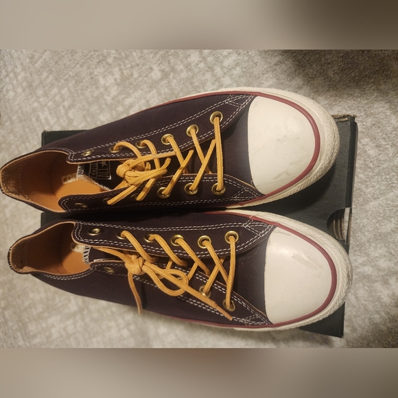 Converse - Picture 4 of 5